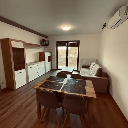 Apartament W Dolinie Sanu Lesko Exterior photo